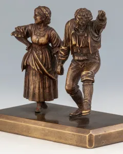 Bécsi bronz figurális szobor – Orosz népviseletes táncosok