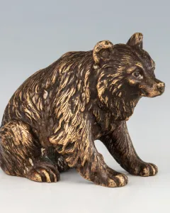 Bécsi bronz figurális szobor – Mackó