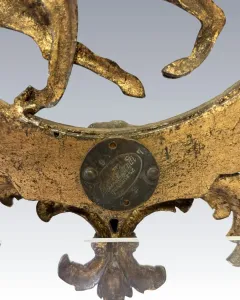 Figurális réz dísztárgy