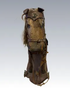 Kölber Testvérek kocsigyárából származó gurulós játékló