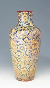 Zsolnay Váza Virágdekorral