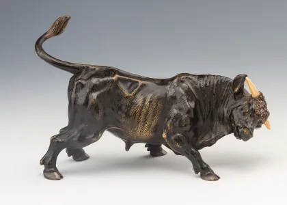 Bécsi Bronz Bika, Öntött, Patinázott Bronzszobor