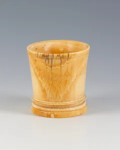 Elefántcsont pohár