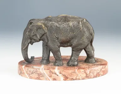 Bronz figurális szobor – Elefánt