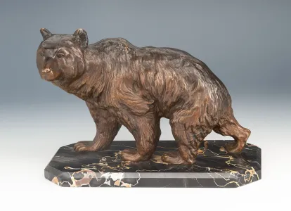 Bronz figurális szobor – Medve